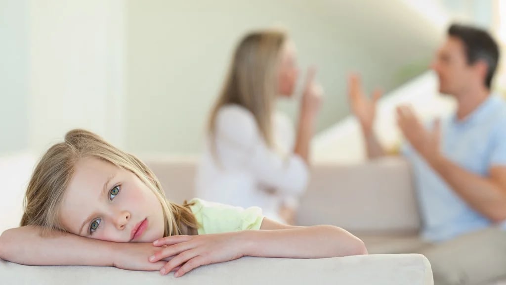 Postergar una separación puede acarrear riesgos para la salud de la familia (Shutterstock)
