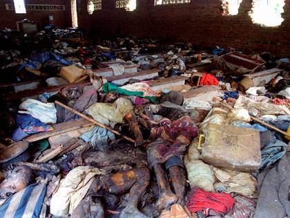Los restos de unos 500 tutsis asesinados por milicias hutus en una iglesia el 17 de junio de 1994 (Reuters)