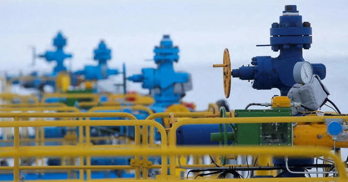 La Russia taglia il gas a Polonia e Bulgaria: l’UE dice che è “risposta coordinata” se Putin estenderà la misura al resto d’Europa