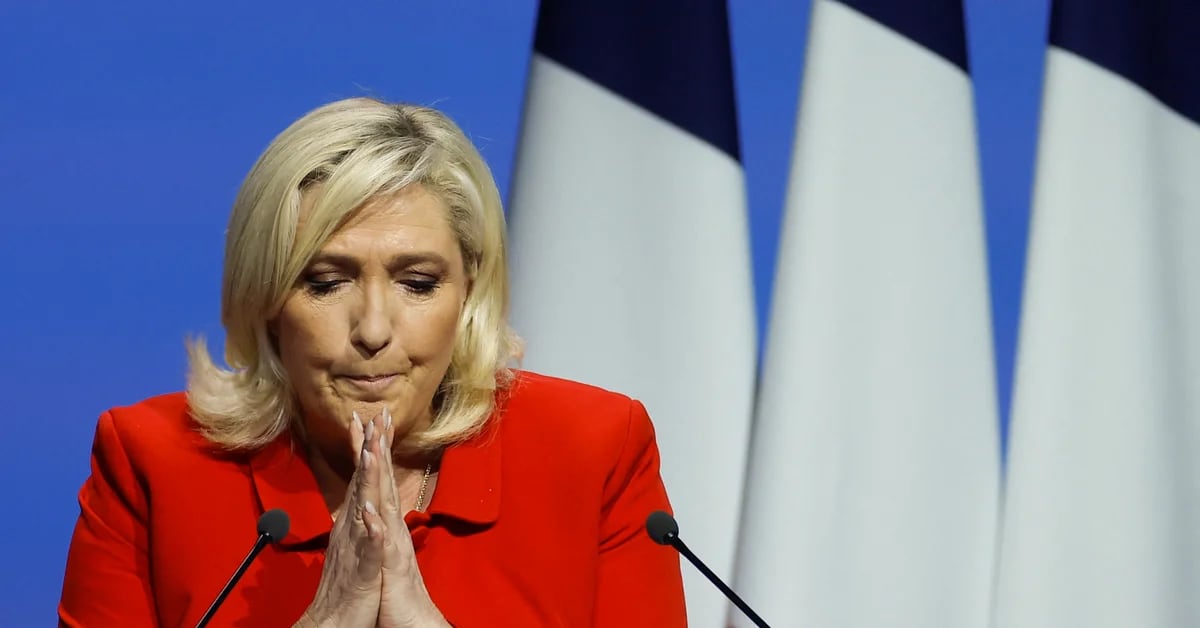 A Nobel laureate has warned that Marine Le Pen’s economic plan will transform France into a “European version of Argentina”.