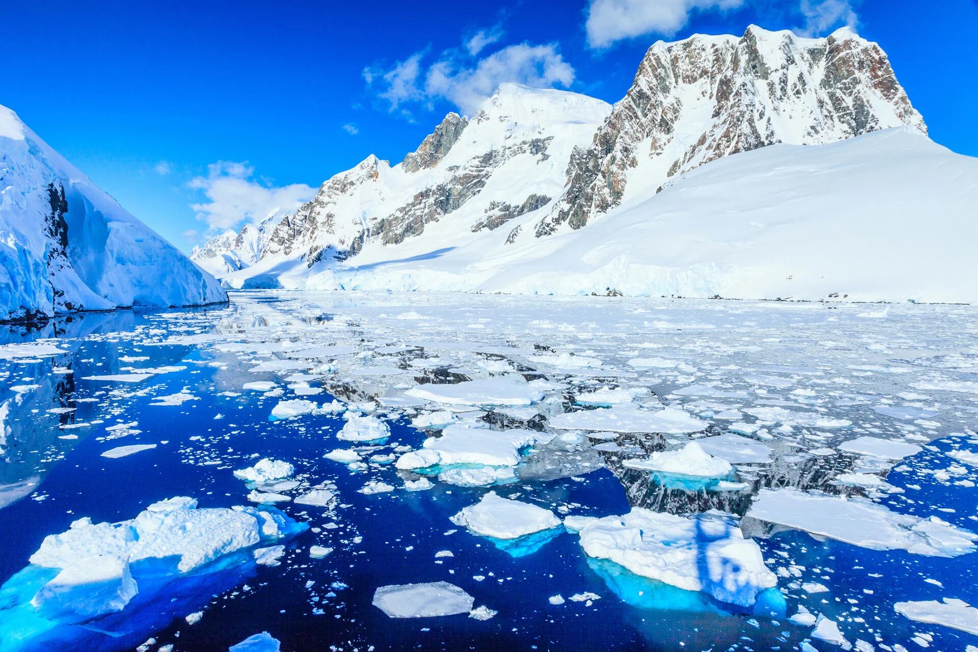 La pérdida de glaciares es una de las causas del aumento del nivel del mar (Getty)