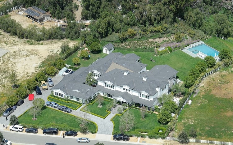 La empresaria de 22 años, cuya fortuna está valuada en mil millones de dólares, compró la propiedad en 2018 por un precio USD 14 millones (The Grosby Group)