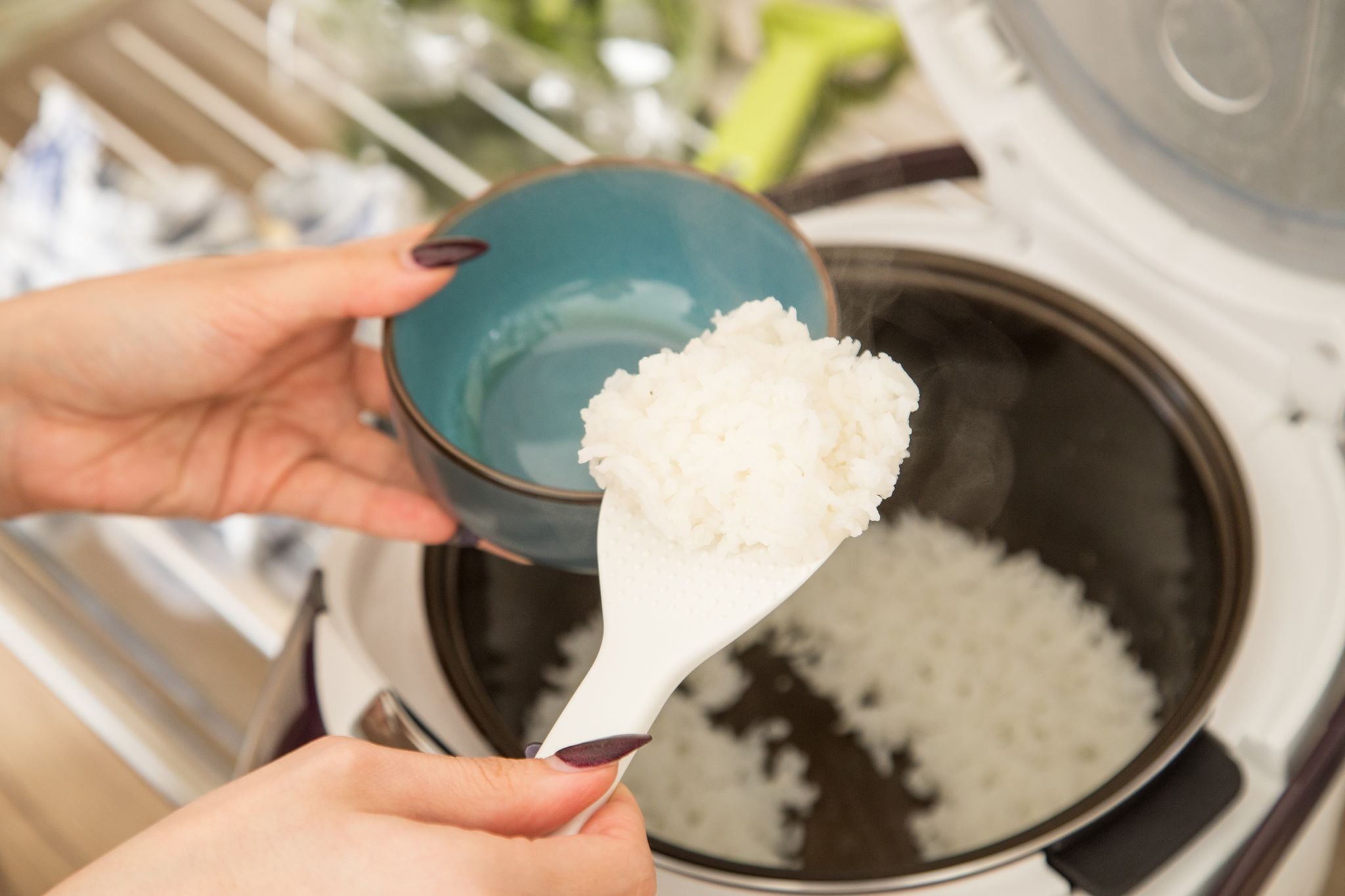 ¿Qué pasaría si pudiéramos disfrutar de los beneficios nutricionales del arroz sin las calorías adicionales? Un equipo de investigadores en Sri Lanka logró advertirlo 
Foto: Christin Klose/dpa