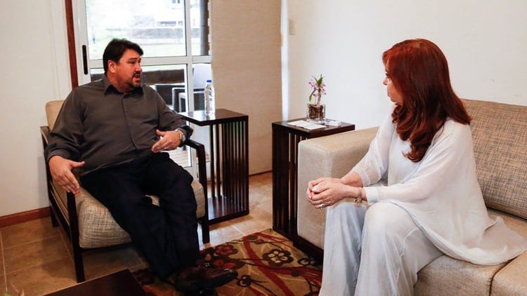 Antes del acto Cristina Kirchner se reunió con el senador y ex mandatario de Misiones Maurice Closs