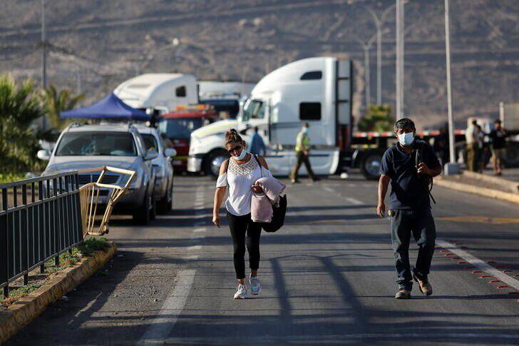 La Subsecretaría de Interior informó que ya son 16 los detenidos en el marco de estas protestas en las regiones de Coquimbo, Arica y Parinacota, Antofagasta, Tarapacá y Acnud. (REUTERS)