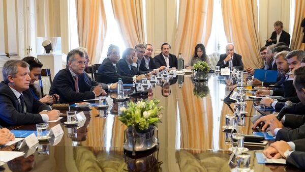 Mauricio Macri junto a su Gabinete (Prensa Presidencia)