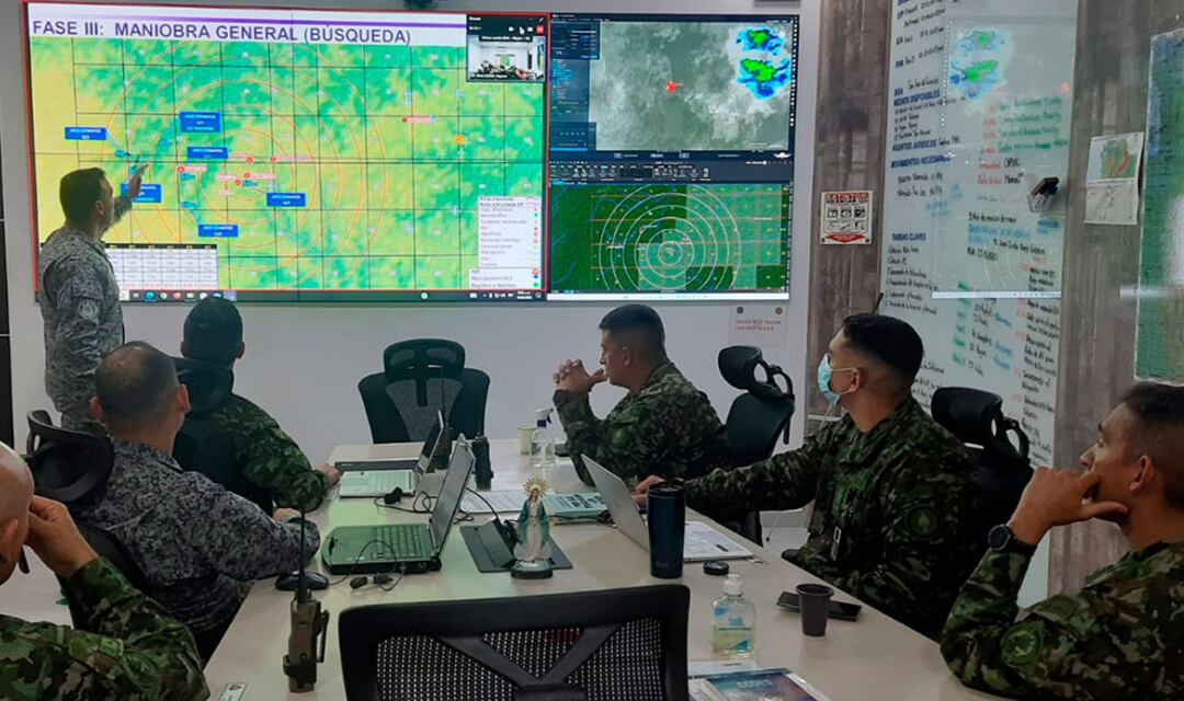 Con imágenes satelitales, las Fuerzas Militares apoyaron la búsqueda.
Presidencia.