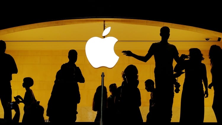 Apple le pagarÃ¡ una compensaciÃ³n al adolescente que encontrÃ³ una falle en FaceTime, de casualidadÂ (REUTERS/Lucas Jackson/File Photo)