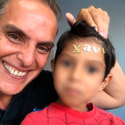 Una de las posibles causas de la depresión de Xavier Ortiz habría sido el alejamiento de su hijo por el divorcio que atravesaba (Foto: Instagram @ xavierortizr)