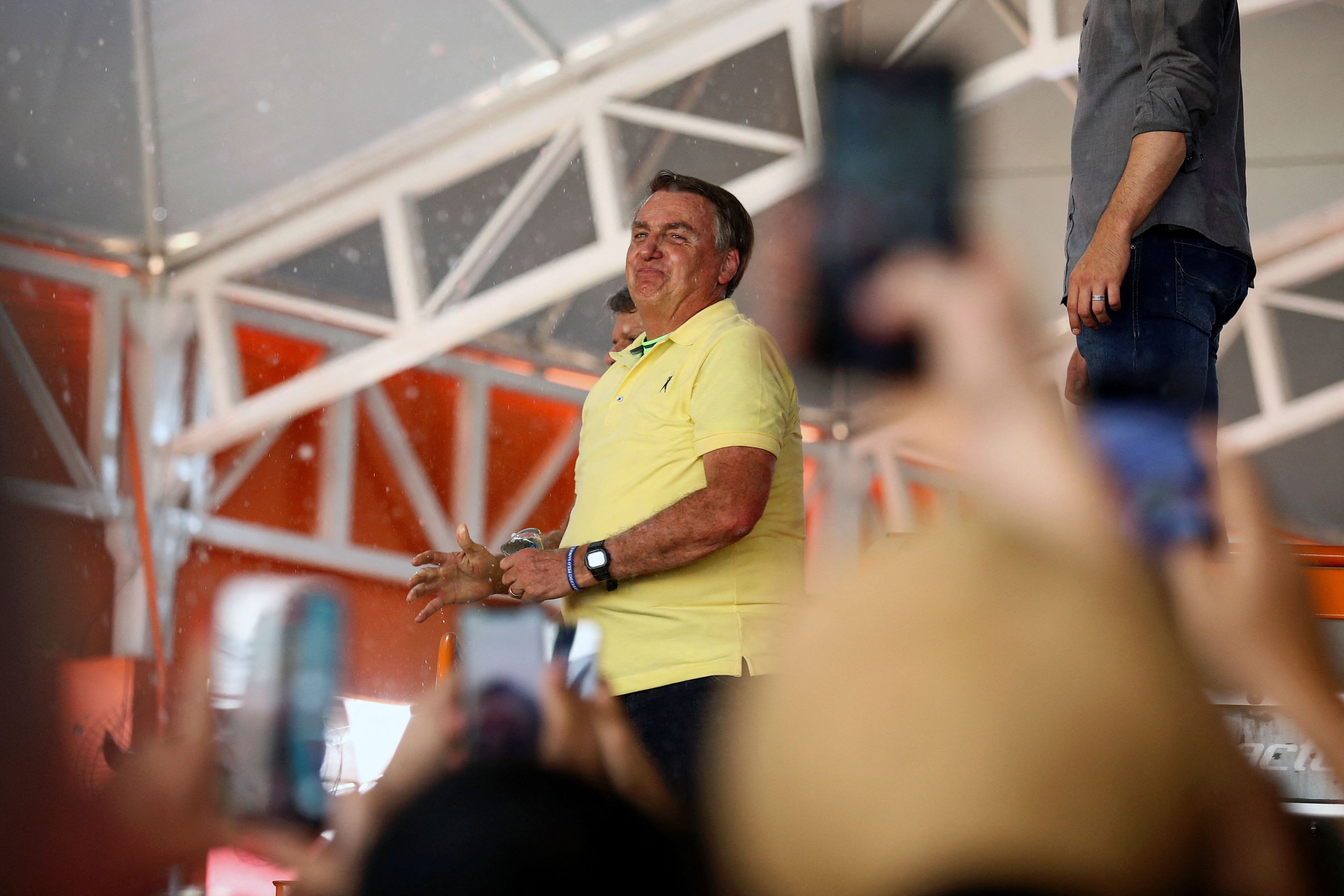 Bolsonaro volvió a Brasil a finales del mes de marzo, después de estar varios meses en los Estados Unidos tras la derrota electoral. (FOTO: REUTERS/Carla Carniel)