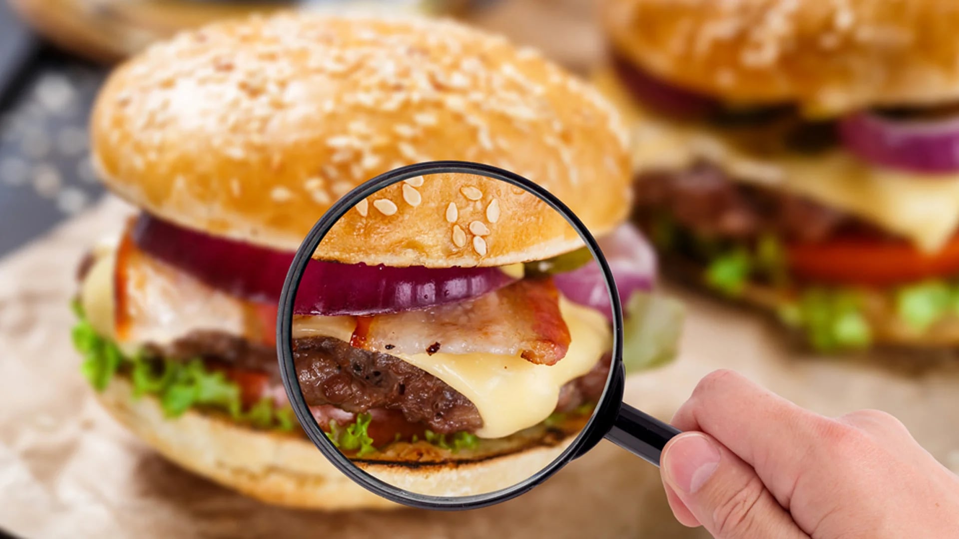 Es clave observar cada detalle para crear la hamburguesa ideal (Shutterstock)