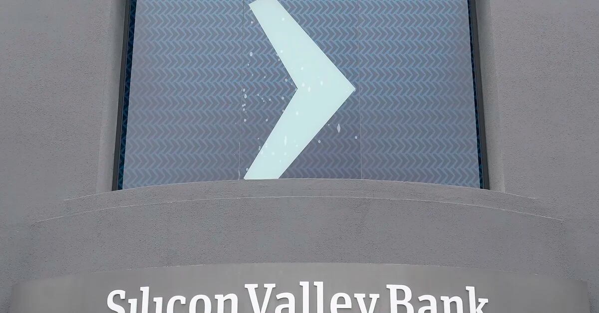 Can chaos be contained by the collapse of Silicon Valley Bank?