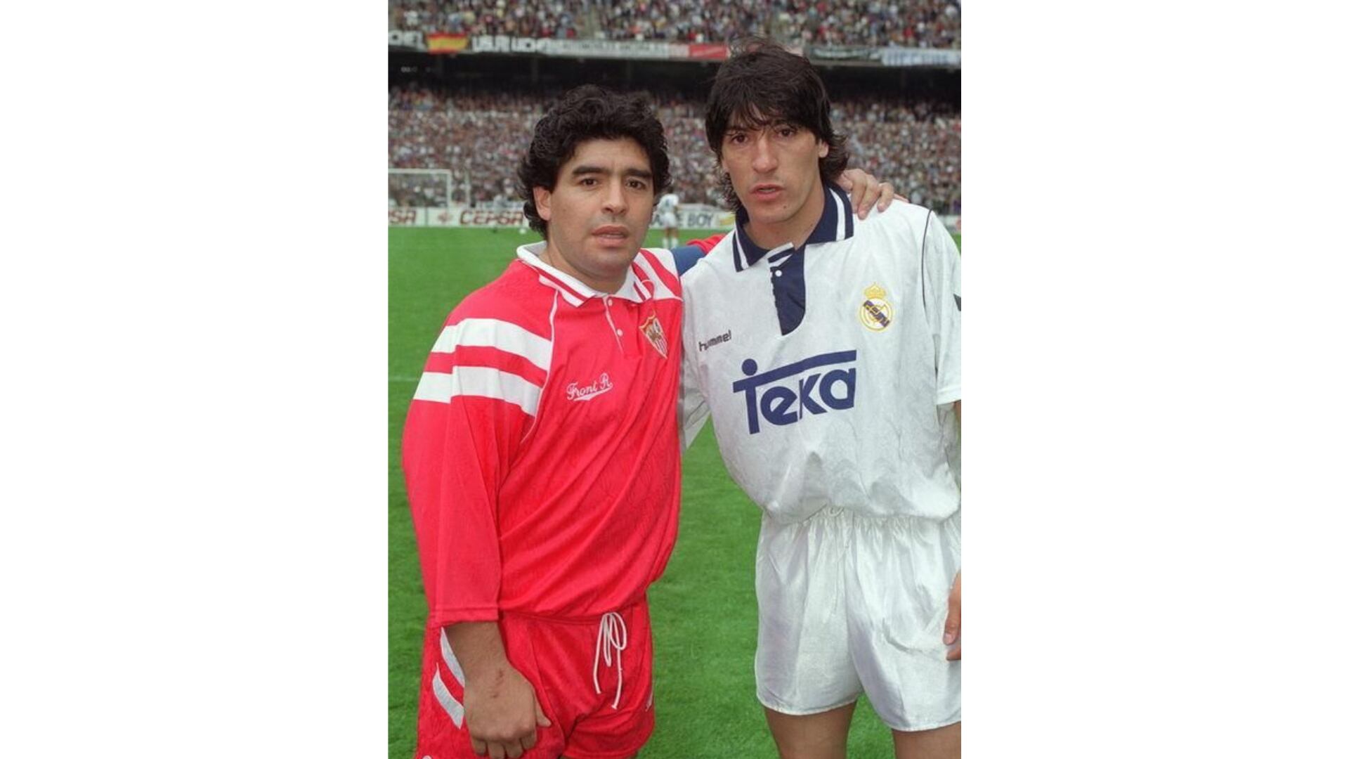 Iván Zamorano junto a Diego Armando Maradona.
