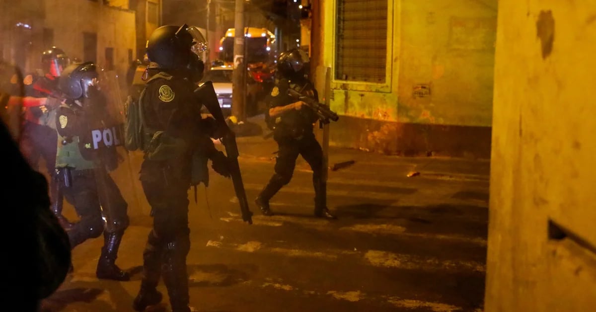 Spain to stop selling riot gear to Peru due to protest deaths and human rights claims