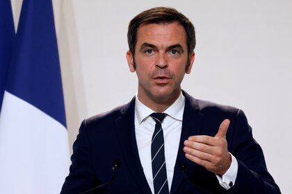 El ministro francés de Salud Olivier Véran (Ludovic Marin via REUTERS)
