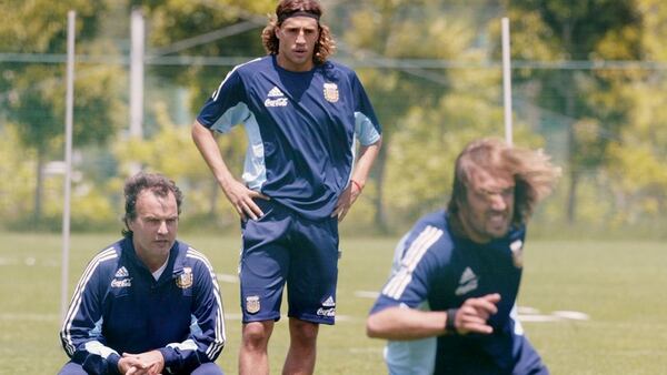 Marcelo Bielsa dirigiÃ³ a HernÃ¡n Crespo en su paso por la SelecciÃ³n argentina (AP)