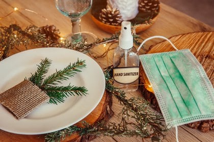 El kit de higiene no puede faltar en la mesa en estas Fiestas (Shutterstock) 