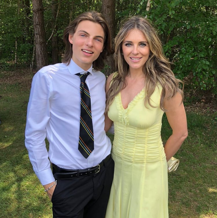 Elizabeth Hurley junto a su hijo Damian (Instagram, Elizabeth Hurley)