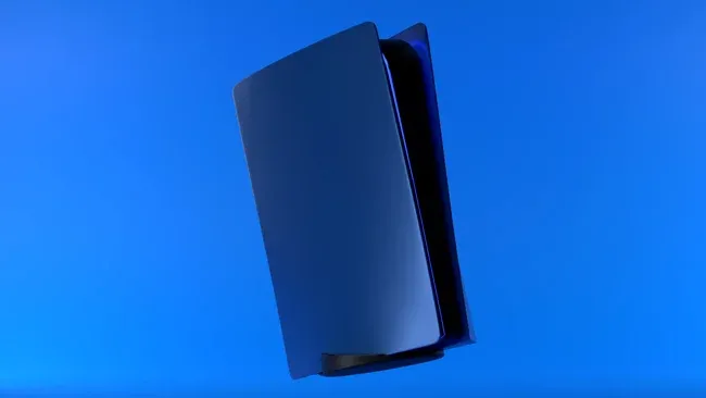CPM Shells manufactured the PlayStation 5 console in different colors.  (photo: Alpha Beta Play)