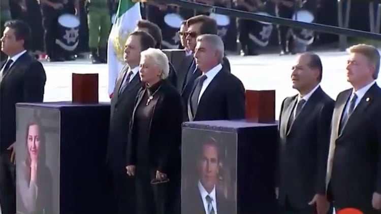 La secretaria de Gobernación, Olga Sánchez Cordero, durante el homenaje a la gobernadora de Puebla, su esposo y las otras tres víctimas del accidente. (Foto: Captura Forotv, Televisa)