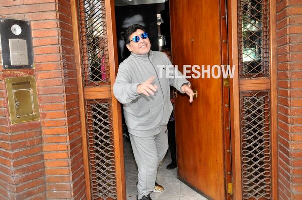Maradona partirá luego a Bielorrusia para continuar con su labor como presidente de un club (Crédito: Teleshow)