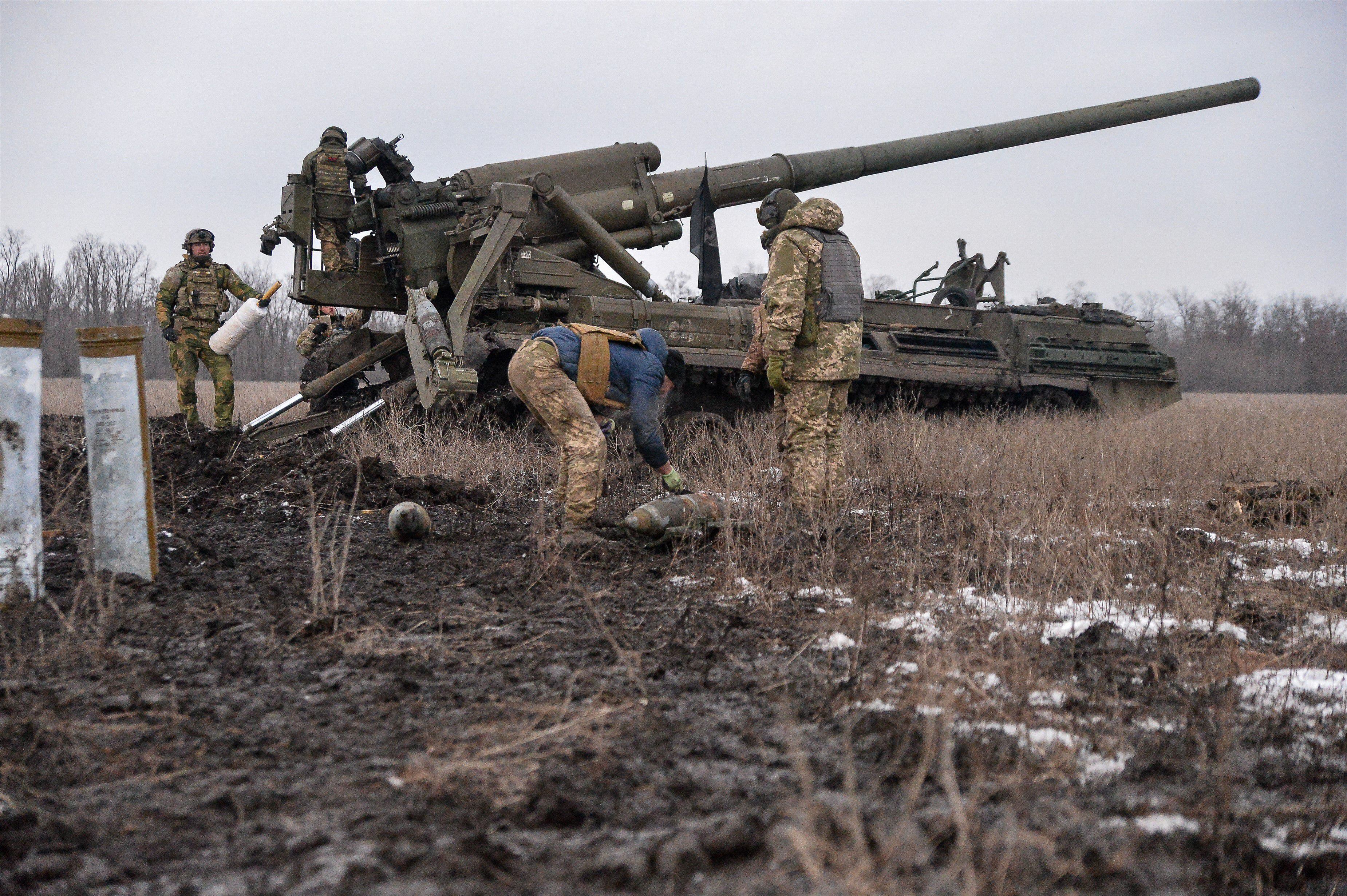 05/02/2023 Militares ucranianos disparan en direción a Bajmut,en el este del país

POLITICA EUROPA INTERNACIONAL UCRANIA

MADELEINE KELLY / ZUMA PRESS / CONTACTOPHOTO

