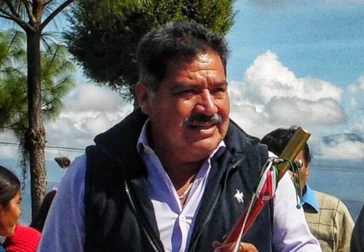 Acribillaron a alcaldesa de Oaxaca mientras conducía su automóvil  Carmela Parral Santos fue hallada junto a otro servidor de Alejandro-aparicio