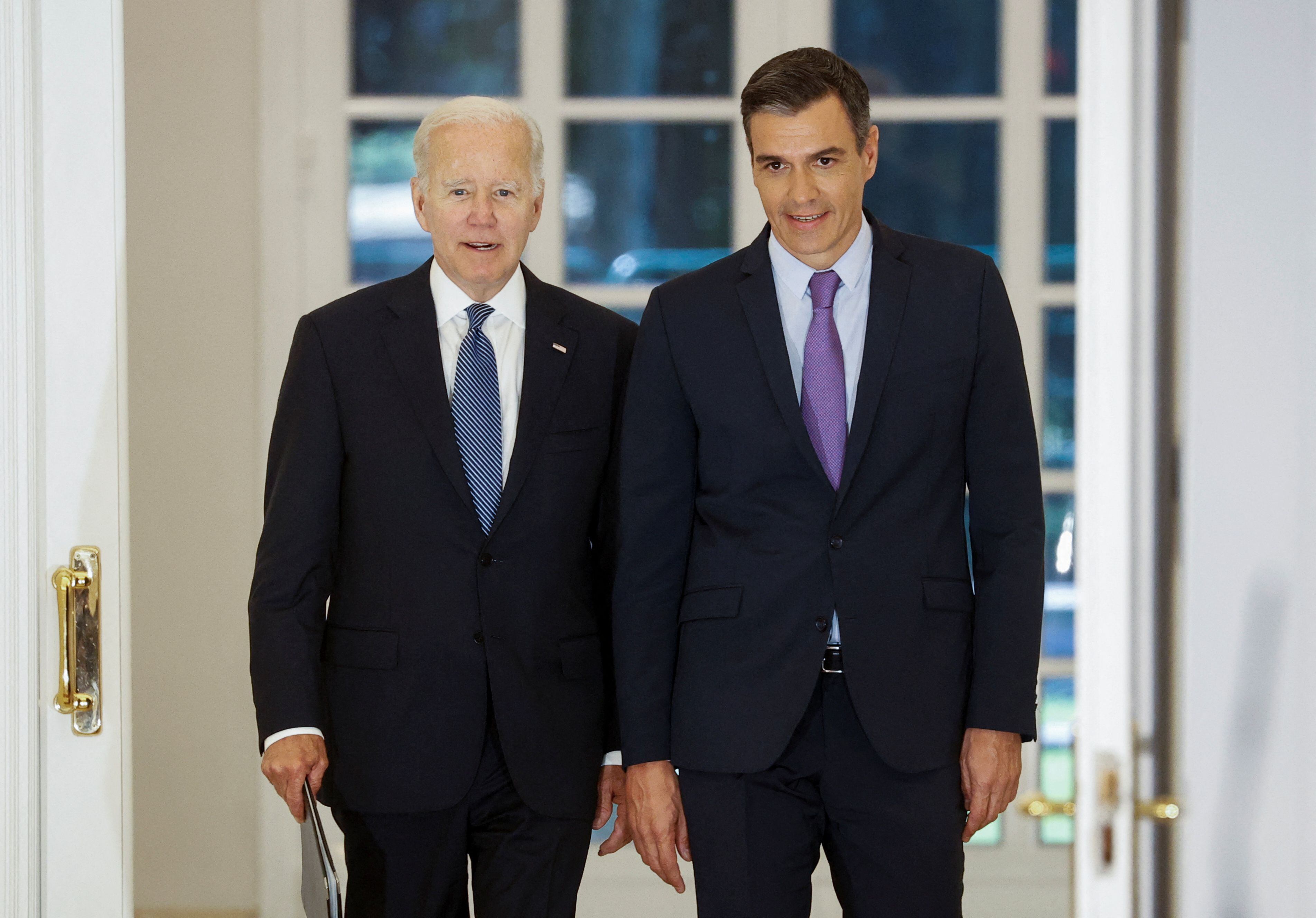 Pedro Sánchez junto Joe Biden (REUTERS/Juan Medina)