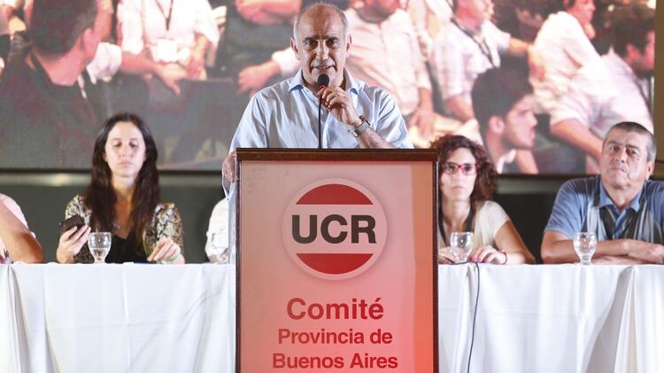 Daniel Salvador, vicegobernador bonaerense y presidente de la UCR de Buenos Aires