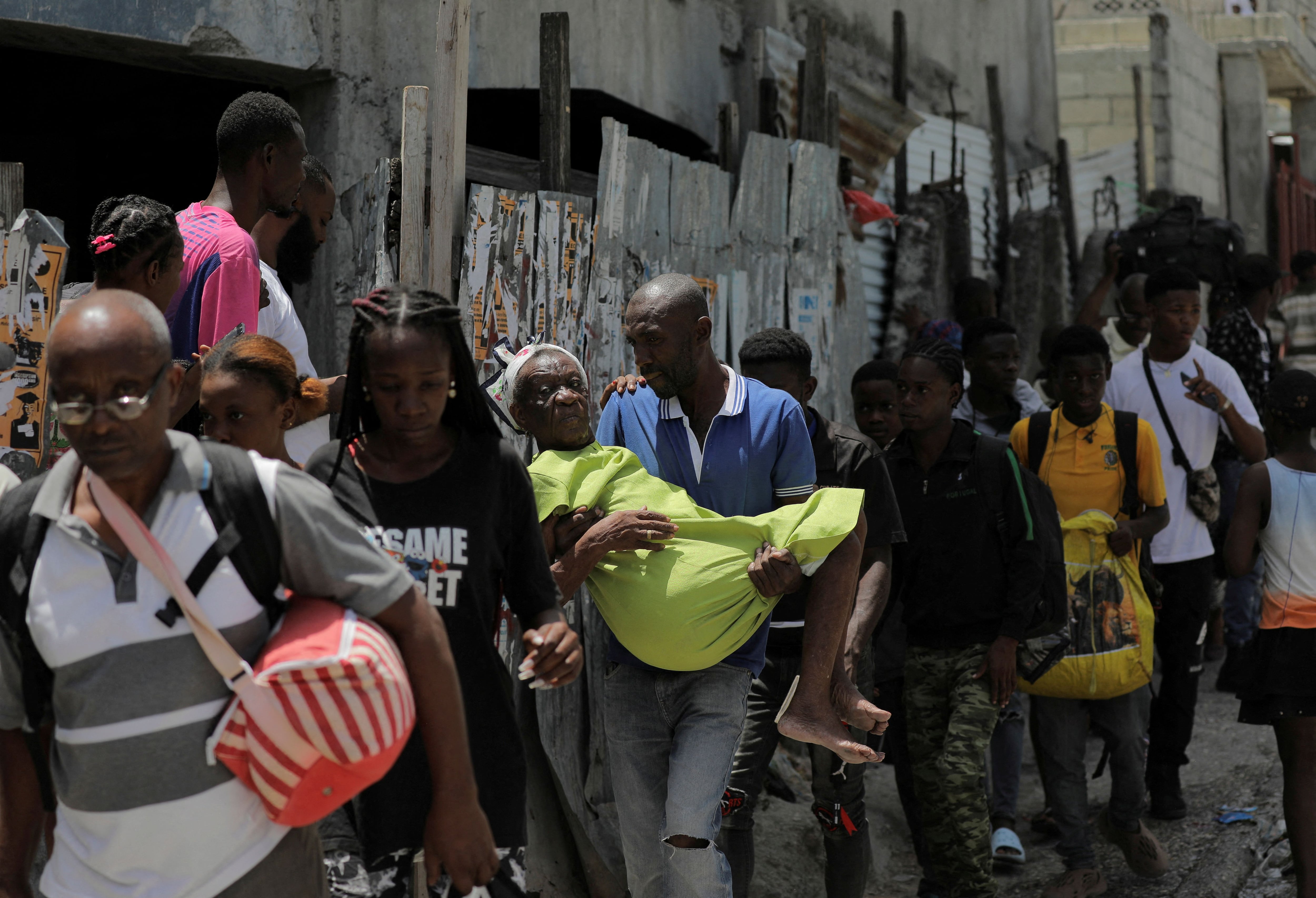 La violencia de pandillas que siembran el terror en Haití ha dejado más de 2.400 muertos desde el inicio del año (REUTERS/Ralph Tedy Erol)