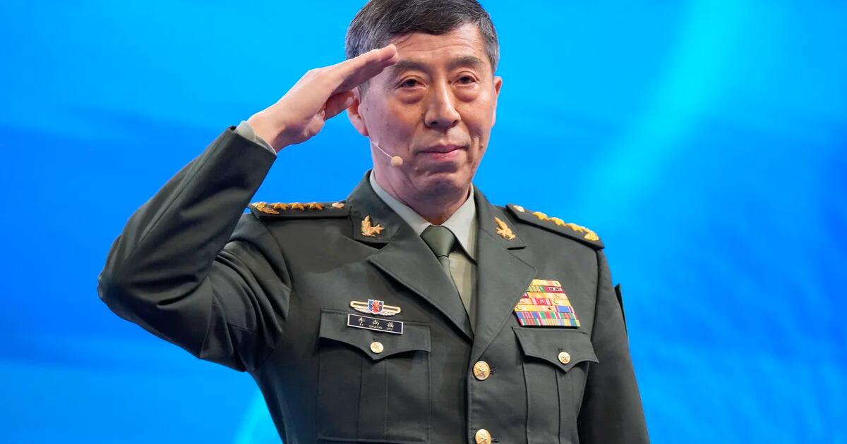 While Beijing remains silent, the United States has warned that it knows nothing about the whereabouts of the Chinese Defense Minister