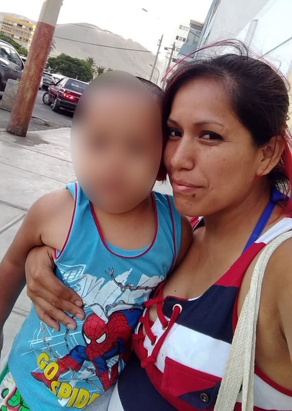 Vanessa, en Perú: fue expulsada junto a su bebé de dos años