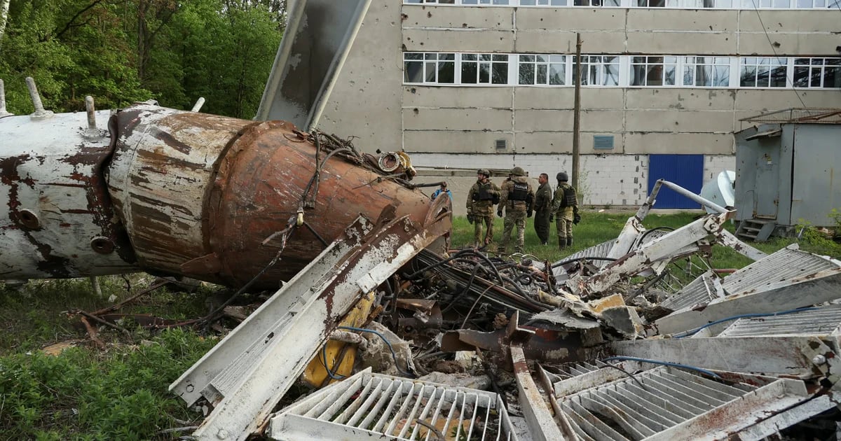 This was the Russian bombing that broke a 250-meter-high television tower in half in a Ukrainian city