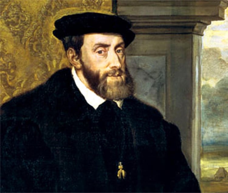 Carlos V retratado por Tiziano. Puede apreciarse la prominente mandíbula, que fue un rasgo distintivo de los Habsburgo y que el soberano buscaba disimular con una barba