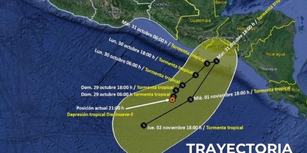 Alerta en Chiapas y Oaxaca por Depresión Tropical 19-E; se esperan lluvias intensas y alto oleaje