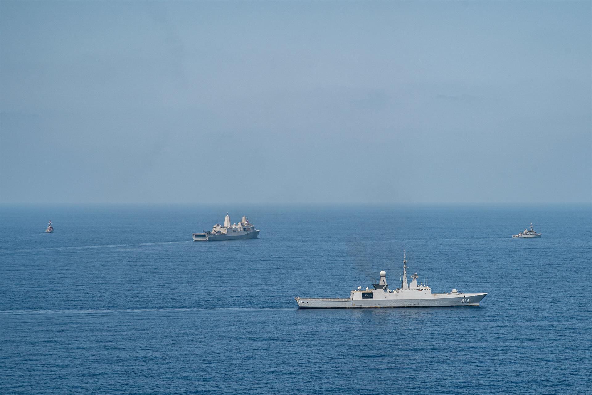 EEUU denuncia el lanzamiento de tres misiles antibuque de los hutíes contra objetivos en aguas del mar Rojo