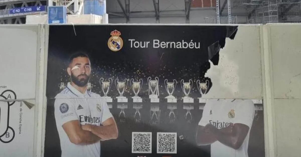 Un atto di vandalismo è stato vissuto da un manifesto pubblicitario di Vinicius Jr. al Santiago Bernabéu