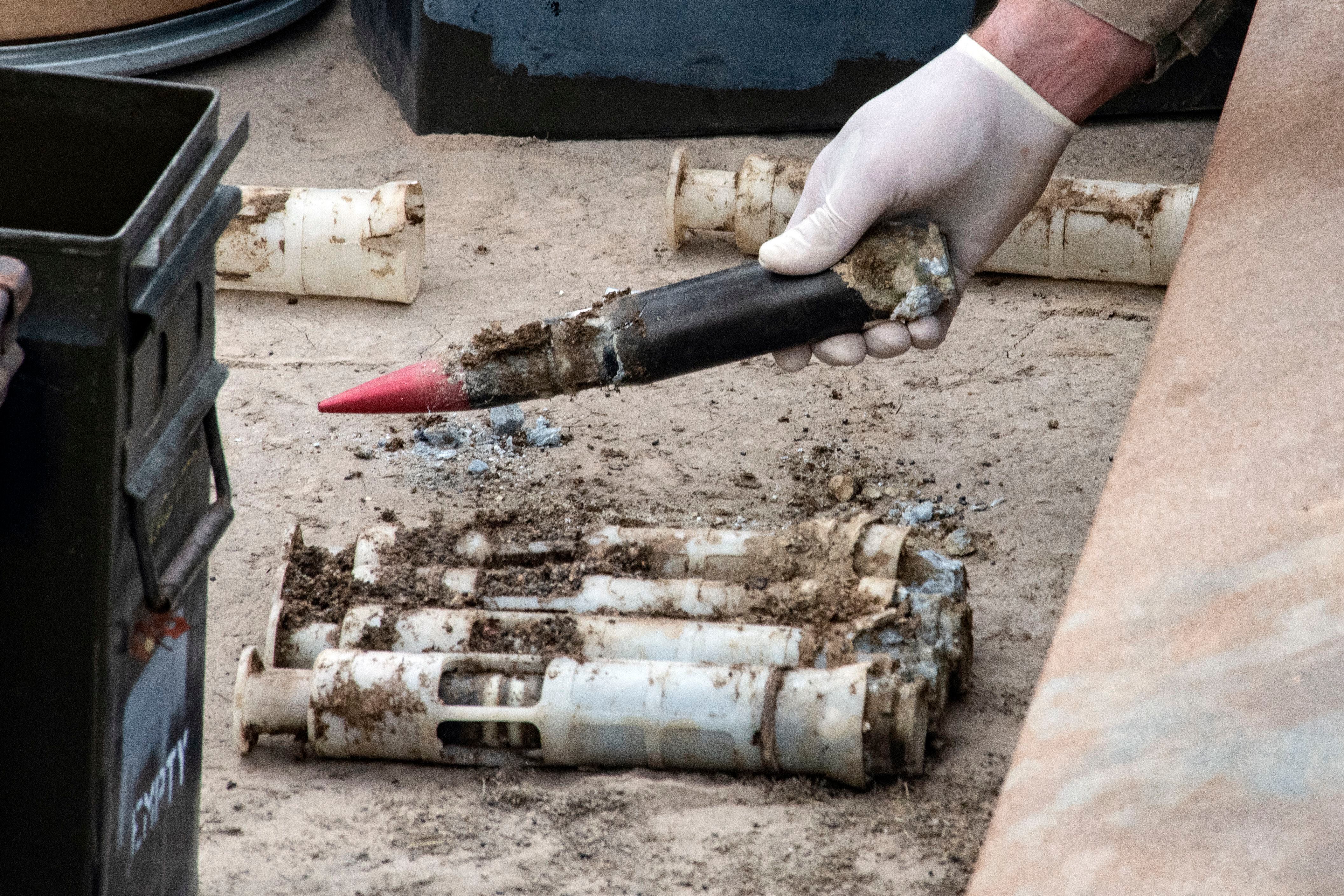 Varios cartuchos de uranio empobrecido en Tooele Army Depot, Utah. (Guardia Nacional Aérea de EE.UU. vía AP)