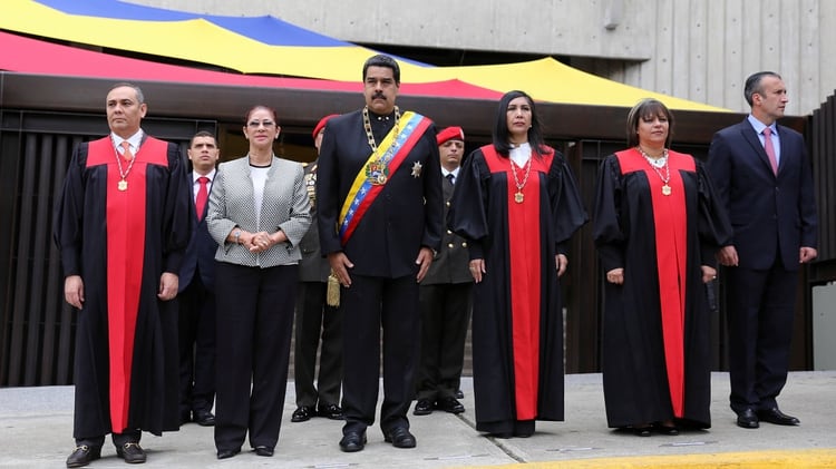 Maduro juramentará ante el TSJ (Reuters)