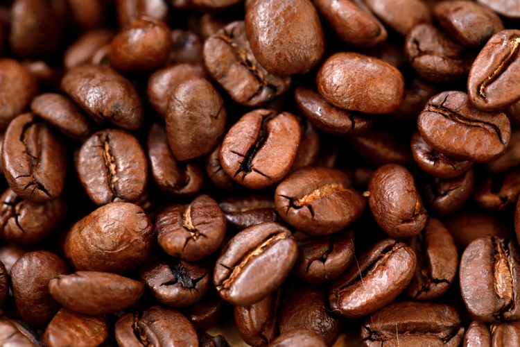 Ni siquiera los consumidores regulares de enormes cantidades de café mostraron endurecimiento arterial. (REUTERS/Benoit Tessier)