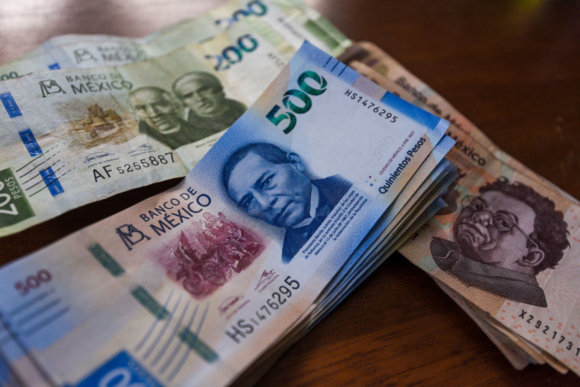 La Junta de Gobierno no descartó una posible depreciación del peso mexicano debido a la volatilidad de los mercados internacionales. FOTO: CRISANTA ESPINOSA AGUILAR /CUARTOSCURO.COM