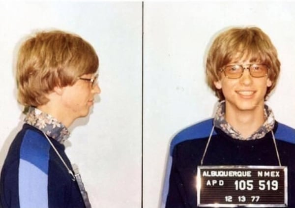Bill Gates en su foto policial tomada el 13 de diciembre de 1977 (Uso de dominio publico)