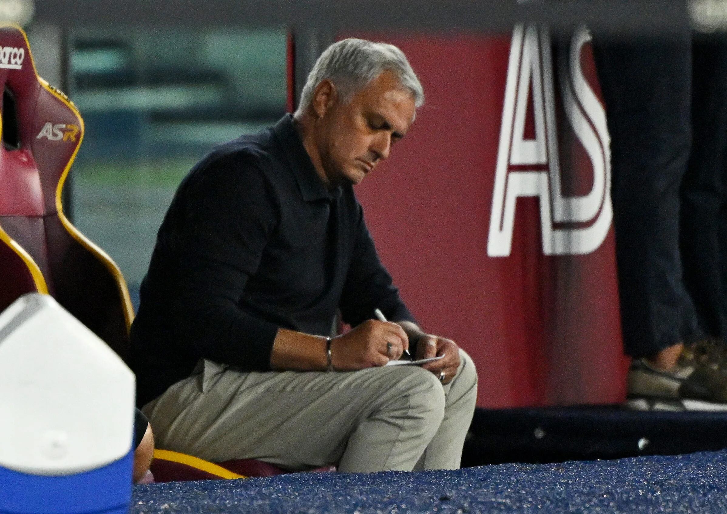 Mourinho confirmó que rechazó “la oferta más grande y loca que recibió un entrenador en la historia” del fútbol de Arabia Saudita