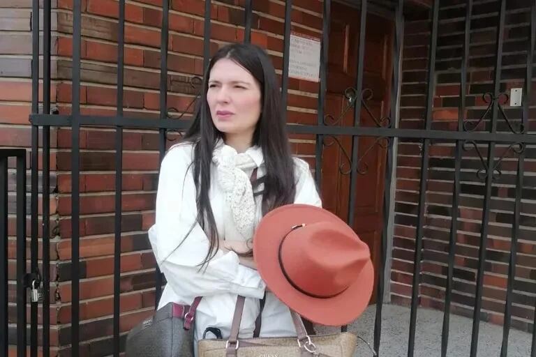 Video: la mujer que no pagaba taxis ni cuentas en hoteles y restaurantes se pronunció sobre lo ocurrido y solicitó asesoramiento jurídico