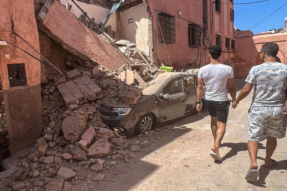 09/09/2023 09 September 2023, Morocco, Marrakesh: People inspect damages in Marrakesh following the powerful earthquake that struck Morocco. (Best Quality Available) Photo: Khadija Benabbou/dpa
DEPORTES INTERNACIONAL
Khadija Benabbou/Dpa

