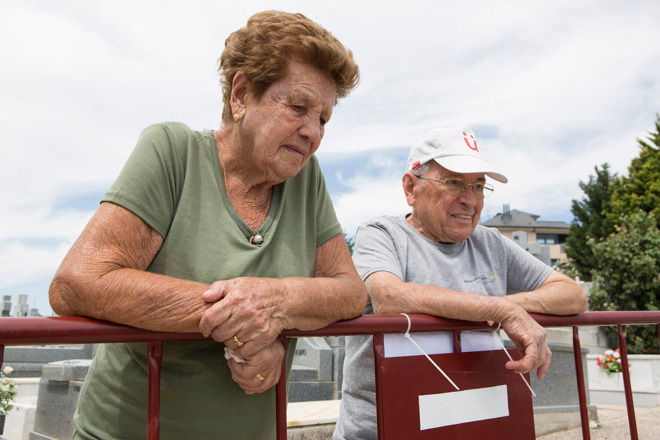 Benita Navacerrada  junto a Luis Pérez Lara, expreso político del PCE. (Elvira Megías / Aranzadi)