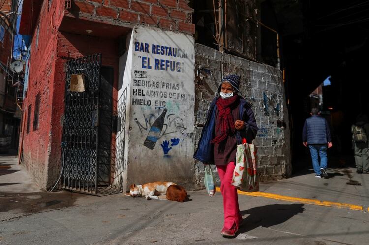Ya hay nueve muertos en todas las villas porteñas por coronavirus (REUTERS/Agustin Marcarian)