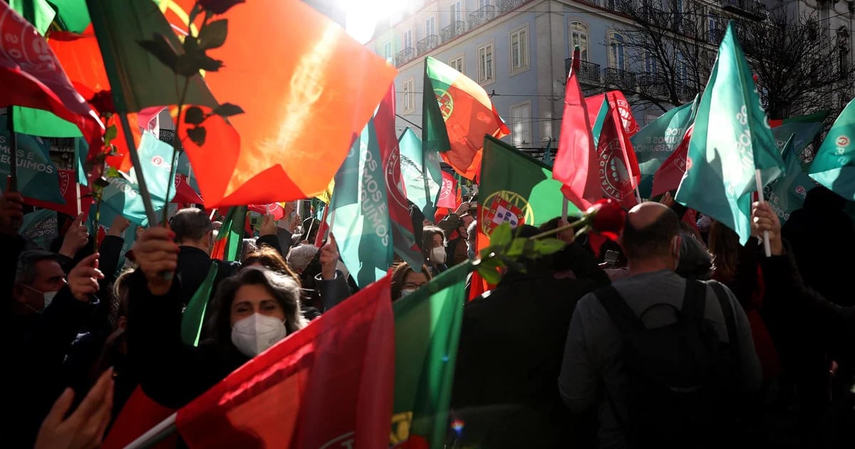 Votações abertas para eleições legislativas em Portugal