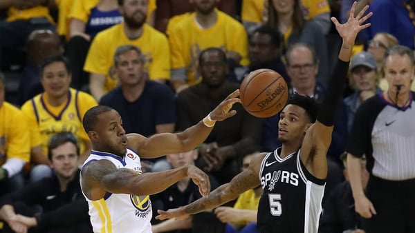San Antonio Spurs visita el Oracle Arena por el quinto duelo de playoffs ante Golden State Warriors (Foto: Getty Images/AFP)