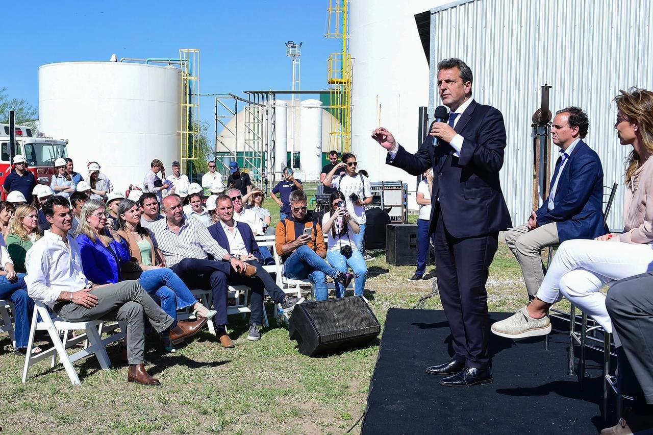 Sergio Massa, Urtubey y Nazario, en primera fila